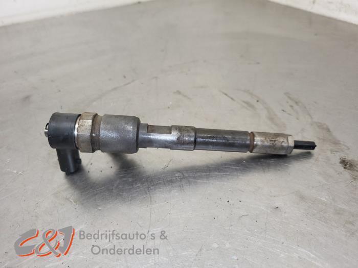 Injecteur (diesel) d'un Fiat Doblo, Autos : Pièces & Accessoires, Systèmes à carburant, Fiat, Utilisé, 3 mois de garantie, Enlèvement ou Envoi