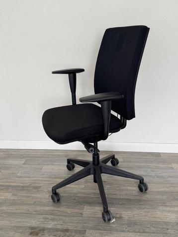 Schaffenburg bureaustoel in zeer goede staat prof uitvoering beschikbaar voor biedingen