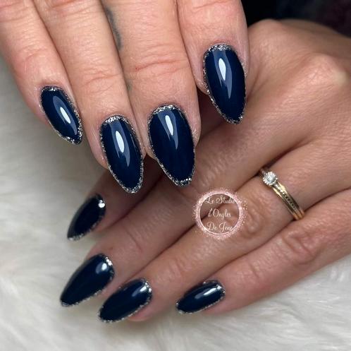 Prothésiste ongulaire, Handtassen en Accessoires, Uiterlijk | Cosmetica en Make-up, Zo goed als nieuw, Ophalen of Verzenden