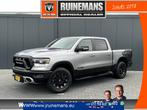 Dodge RAM 1500 5.7 V8 / REBEL / NIEUW MODEL / 1e EIGENAAR /, Auto's, Dodge, Te koop, Zilver of Grijs, Bedrijf, Onderhoudsboekje