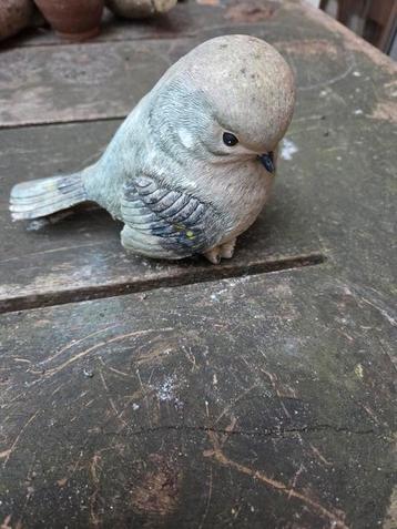 Tuindecoratie, vogeltje. beschikbaar voor biedingen