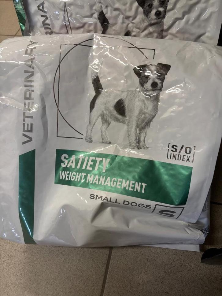 Royal canin 8 kg small dog satiety, Dieren en Toebehoren, Dierenvoeding, Hond, Ophalen