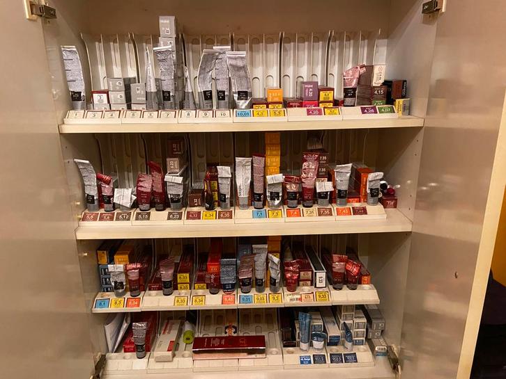 Lot de matériel et produits professionnels de coiffure, Bijoux, Sacs & Beauté, Beauté | Soins des cheveux, Comme neuf, Sèche-cheveux