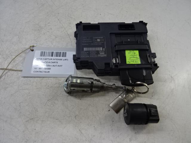 CONTACTSLOT Renault Captur (2R) (01-2013/-) (285908018R), Auto-onderdelen, Overige Auto-onderdelen, Renault, Gebruikt