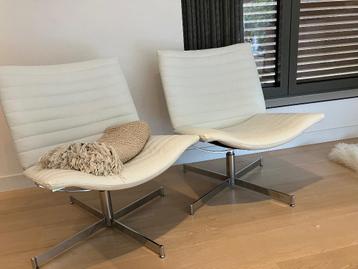 Zetels design wit leder , set van 2 stuks  beschikbaar voor biedingen