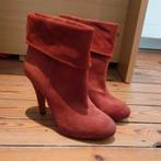 Okerrode enkellaarzen met hak maat 39, Vêtements | Femmes, Chaussures, Enlèvement ou Envoi, Chaussures à haut talons, Fantasy