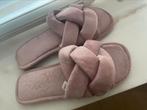 Thuis slippers maat 36, Vêtements | Femmes, Chaussures, Enlèvement ou Envoi, Comme neuf, Sandales de bain