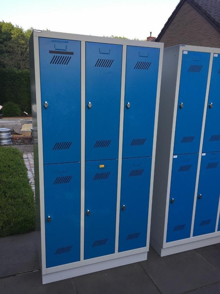 Mooie 6 - deurs locker / lockerkast . In goede staat, Huis en Inrichting, Kasten | Lockerkasten, Gebruikt, Ophalen