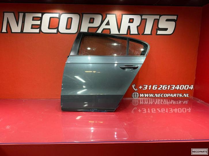 PASSAT B7 PORTIER DEUR LK7X KLEUR SEDAN ALLES LEVERBAAR, Auto-onderdelen, Carrosserie, Achterklep, Volkswagen, Achter, Gebruikt