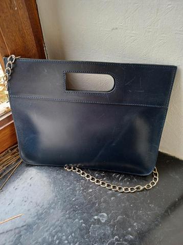 DELVAUX Vintage „MIELE” marineblauwe tas uit 1979 met logo beschikbaar voor biedingen