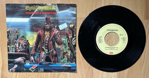 45T IRON MAIDEN - STRANGER IN A STRANGE LAND - HARD ROCK, Cd's en Dvd's, Vinyl Singles, Zo goed als nieuw, Single, Rock en Metal