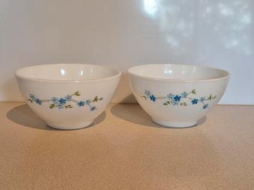 Set Arcopal France melkglas opaline bowl soeptas myosotis beschikbaar voor biedingen