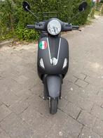 Riva Scooter A klasse, Fietsen en Brommers, Ophalen, Zo goed als nieuw