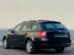 Skoda Octavia SW 1.6 TDi DSG Pano Xenon Cruise ParkSensor, Cuir, Achat, Euro 6, Electronic Stability Program (ESP)