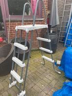 Zwembadladder met kinderbeveiliging, Ladder, Zo goed als nieuw