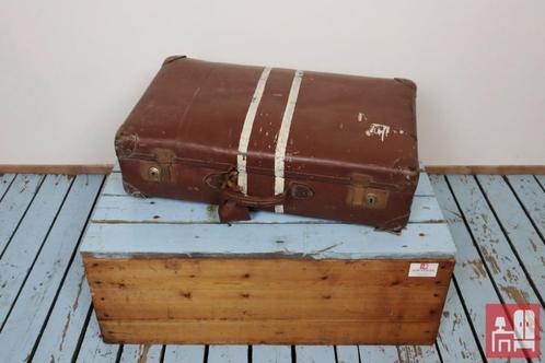 Étui de voyage marron à rayures blanches, Bijoux, Sacs & Beauté, Valises, Utilisé, 60 à 70 cm, 35 à 45 cm, Enlèvement ou Envoi