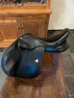 Bates Springzadel 17.5", Dieren en Toebehoren, Paarden en Pony's | Zadels, Ophalen