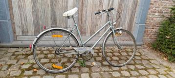 Retro fiets uit de jaren 70 beschikbaar voor biedingen
