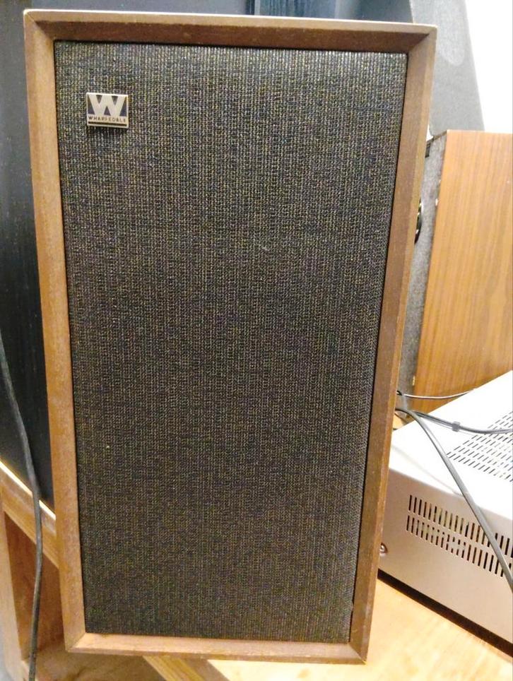 Vintage Wharfdale Super Linton w30D, Audio, Tv en Foto, Luidsprekerboxen, Zo goed als nieuw, Front, Rear of Stereo speakers, Minder dan 60 watt