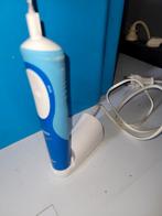 elektrische tandenborstel oral b, Elektronische apparatuur, Ophalen of Verzenden, Gebruikt, Mondverzorging