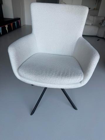 6 eetkamerstoelen met armleuningen- draaibaar beschikbaar voor biedingen