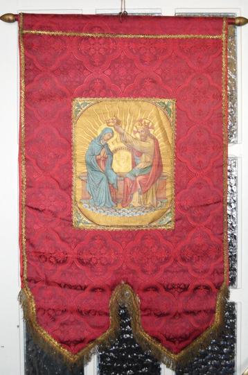 Processievaandel kroning Maria 90 x 53 cm beschikbaar voor biedingen