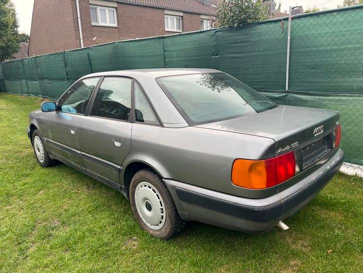 2x audi 100 oldtimers, Auto's, Oldtimers, Particulier, Elektrische buitenspiegels, Audi, Benzine, Ophalen