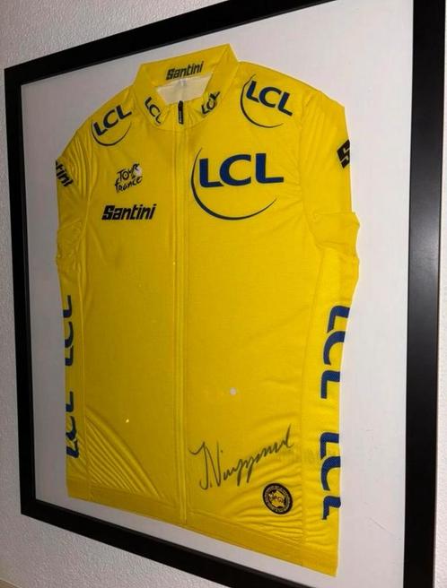 Ingelijst gesigneerd Jonas Vingegaard shirt, Sport en Fitness, Wielrennen, Zo goed als nieuw, Ophalen