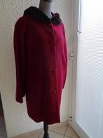 Manteau Bordeaux . Marque "PRO-MOD". Taille 1 - 38/40, Taille 38/40 (M), Autres couleurs, PRO-MOD", Porté