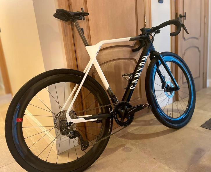 Canyon Gravel Inflite CF SL carbon L GRX super offre, Vélos & Vélomoteurs, Vélos | Vélos de course, Utilisé, Carbone, Enlèvement ou Envoi