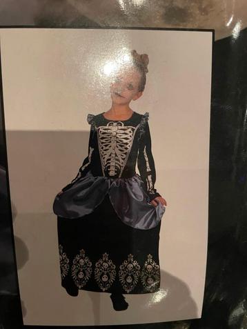 halloween verkleden: skelet jurk maat 116 beschikbaar voor biedingen