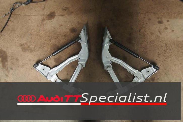 Motorkap scharnierset compeet zilver Audi TT MK1 8N, Auto-onderdelen, Carrosserie, Audi, Gebruikt, Ophalen of Verzenden