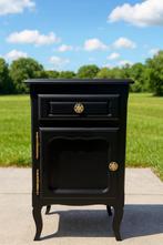 Nachtkastje, Ophalen, Zo goed als nieuw