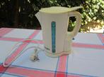 Elektrische waterkoker op statief, Elektronische apparatuur, Waterkokers, 1 tot 2 liter, Ophalen of Verzenden, Gebruikt, Draadloos