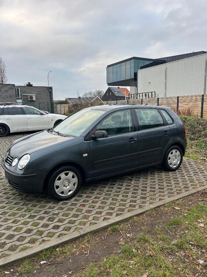 Volkswagen Polo 2004 1.4 à vendre - 128000 km! - €1650, Autos, Volkswagen, Particulier, Polo, Airbags, Rétroviseurs électriques