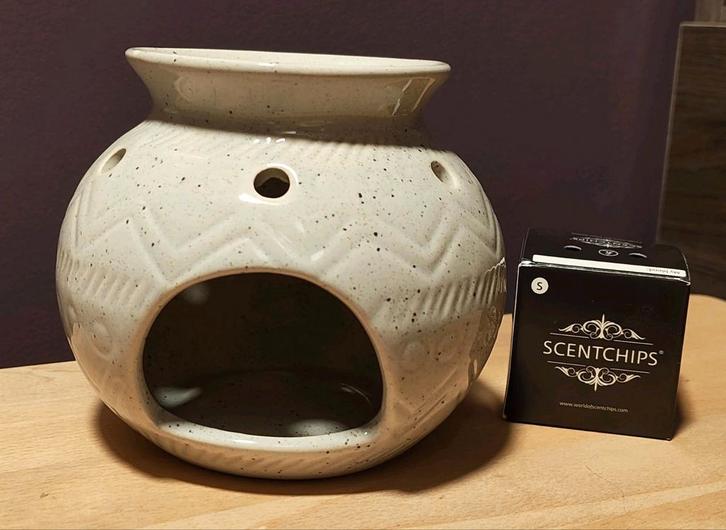 Geurwaxbrander met waxmelts van Scentchips, Huis en Inrichting, Woonaccessoires | Kandelaars en Kaarsen, Zo goed als nieuw, Kandelaar