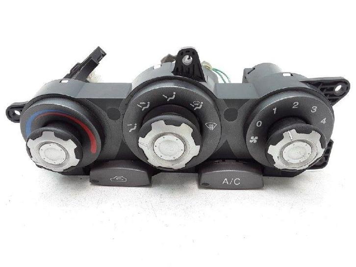 BEDIENINGSPANEEL VERWARMING Hyundai Coupe (01-1996/04-2002), Auto-onderdelen, Dashboard en Schakelaars, Hyundai, Gebruikt
