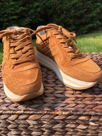 Baskets Via Vai cognac pointure 36 NEUVES 