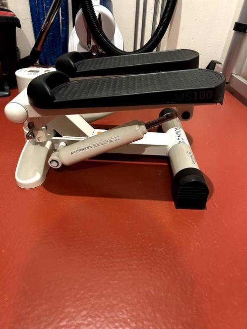 Domyos ministepper MS100, Sport en Fitness, Fitnessapparatuur, Zo goed als nieuw, Stepapparaat, Benen, Metaal, Ophalen