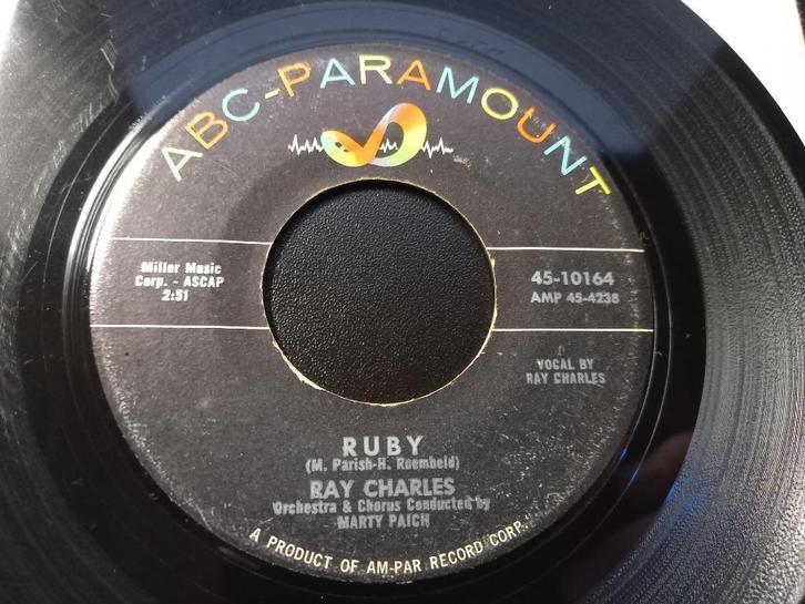 Ray Charles — Ruby / Hardhearted Hannah '7, CD & DVD, Vinyles Singles, Utilisé, Single, Jazz et Blues, 7 pouces, Enlèvement ou Envoi