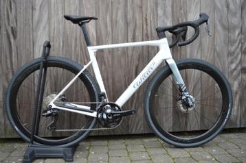 Wilier Rave SLR 2025 ( NIEUW ) beschikbaar voor biedingen
