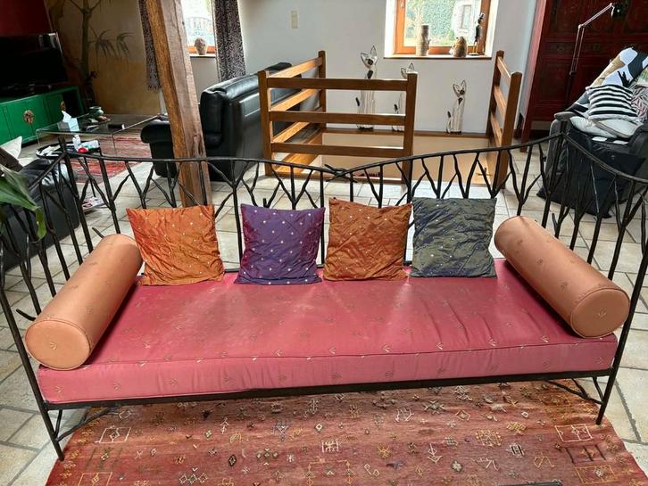 Superbe fauteuil en acier/fer forgé. Design organique, Maison & Meubles, Canapés | Salons, Enlèvement