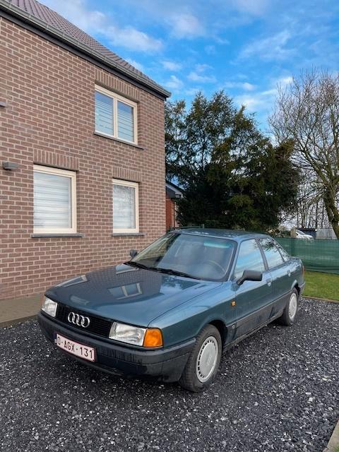 Audi 80 B3 voorouder 1991, Auto's, Audi, Particulier, Metaalkleur, Radio, Benzine, Berline, 4 deurs, Handgeschakeld, Blauw, Zwart