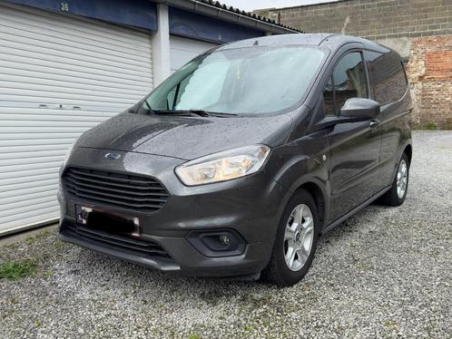 Ford Transit Courier 1,0 EcoBoost Connected 31000km Tvac, Autos, Ford, Particulier, Transit, ABS, Airbags, Air conditionné, Alarme