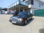 Mercedes 300 CE Oldtimer, Auto's, Te koop, Berline, Benzine, Airconditioning