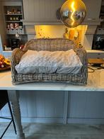 Zeer grote rieten hondenmand met fluffy kussen, Dieren en Toebehoren, Hondenmanden, Ophalen of Verzenden, Zo goed als nieuw, Riet