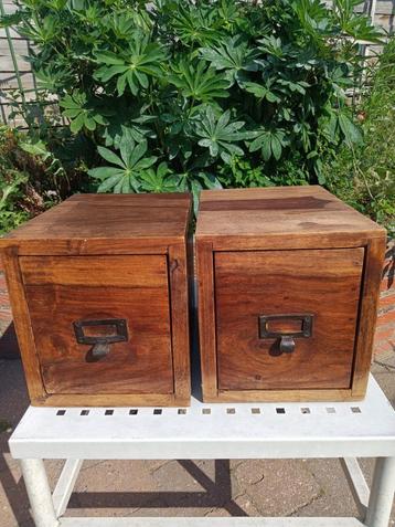 Vintage bruine apotheek 2 kastjes, Enlèvement ou Envoi