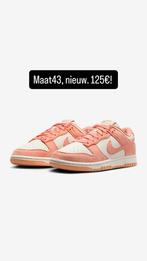 Dunk Low 'abricot' Maat 43, Kleding | Heren, Schoenen, Wit, Nike, Nieuw, Ophalen of Verzenden