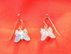 paire de boucle d'oreille percée papillon bleu (x2010), Handtassen en Accessoires, Oorbellen, Overige materialen, Hangers, Blauw