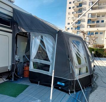 Kampa All season voortent beschikbaar voor biedingen